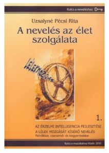 Pécsi Rita első könyv